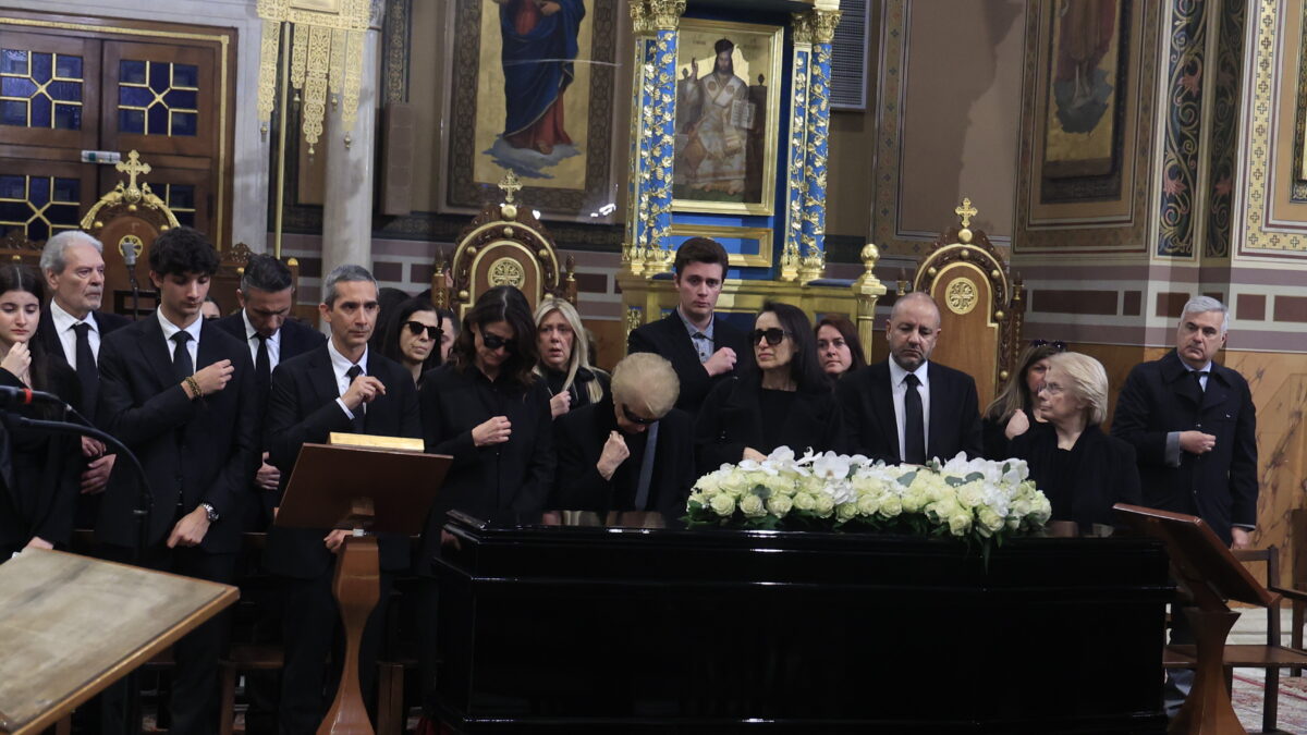 Κηδεία Μαρινέλλας