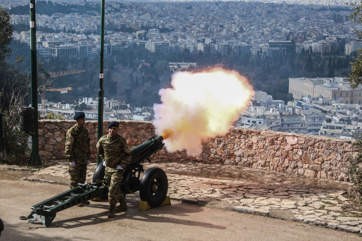 ΔΑΝΑΗ ΔΑΥΛΟΠΟΥΛΟΥ