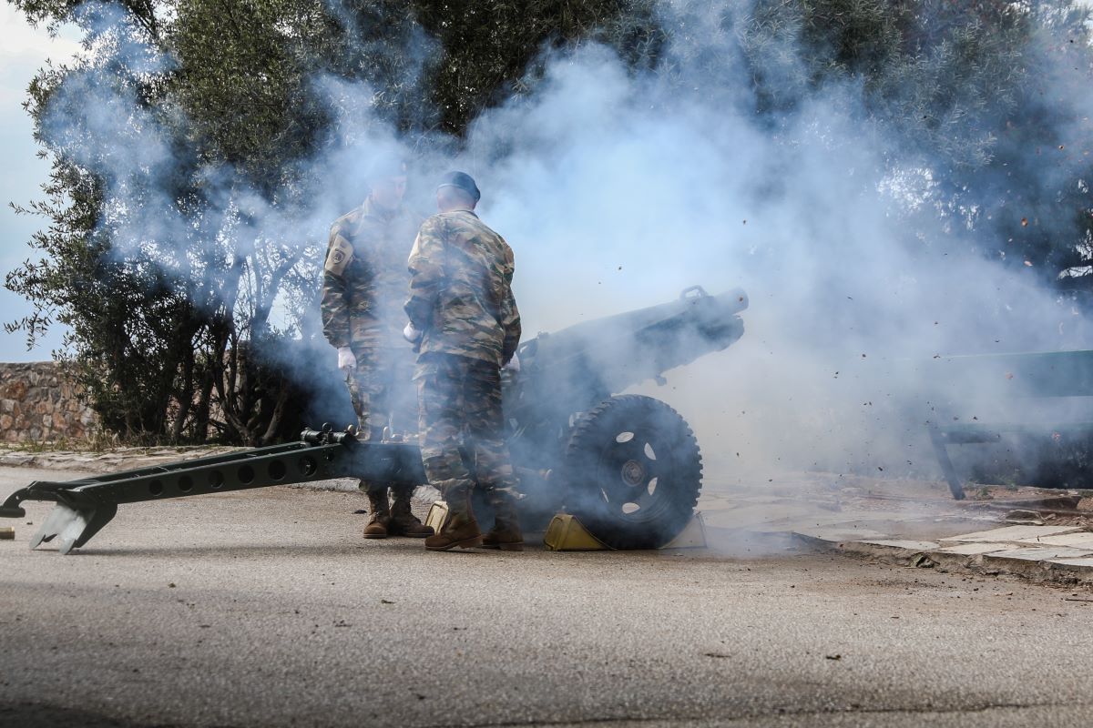 ΔΑΝΑΗ ΔΑΥΛΟΠΟΥΛΟΥ