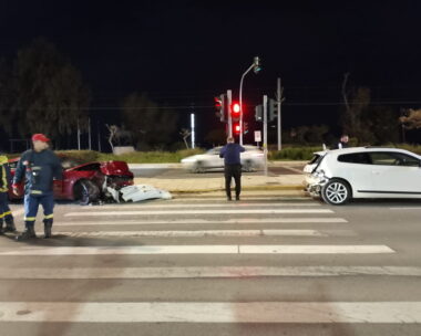 Καραμπόλα στην Ποσειδώνος