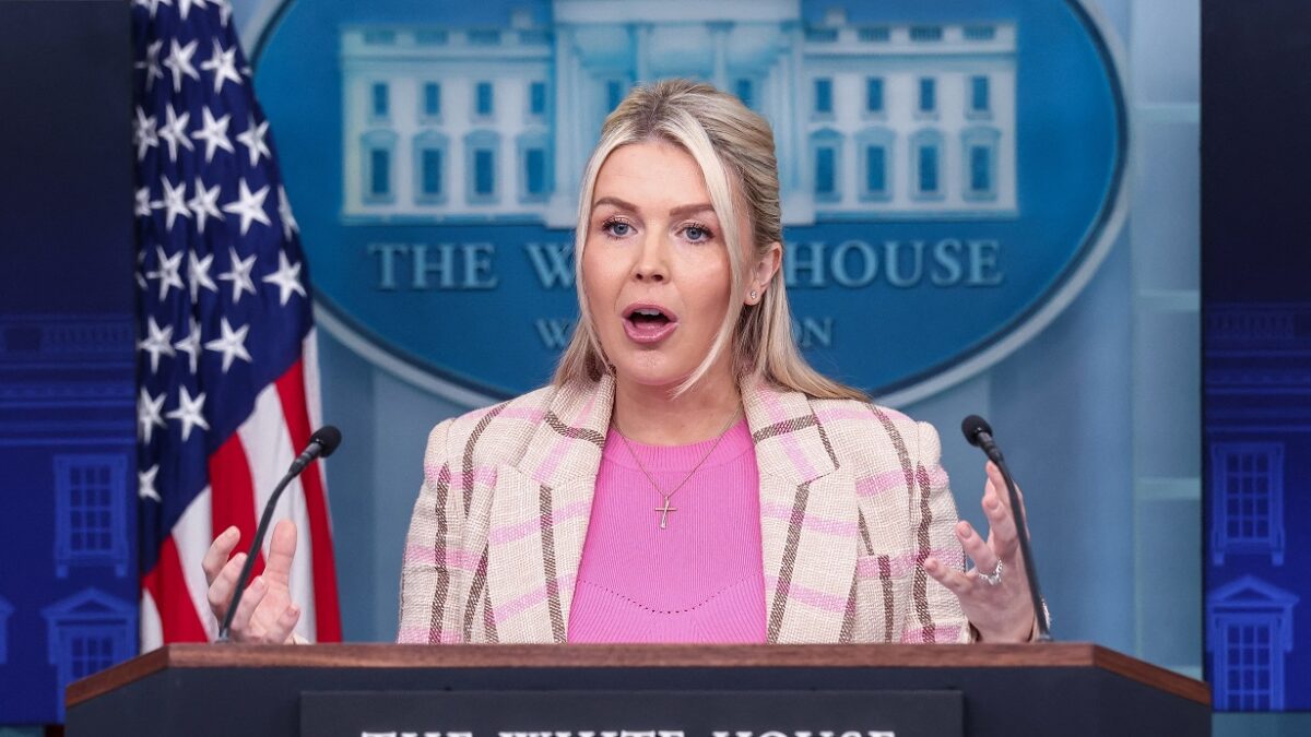 Καρολάιν Λεβίτ