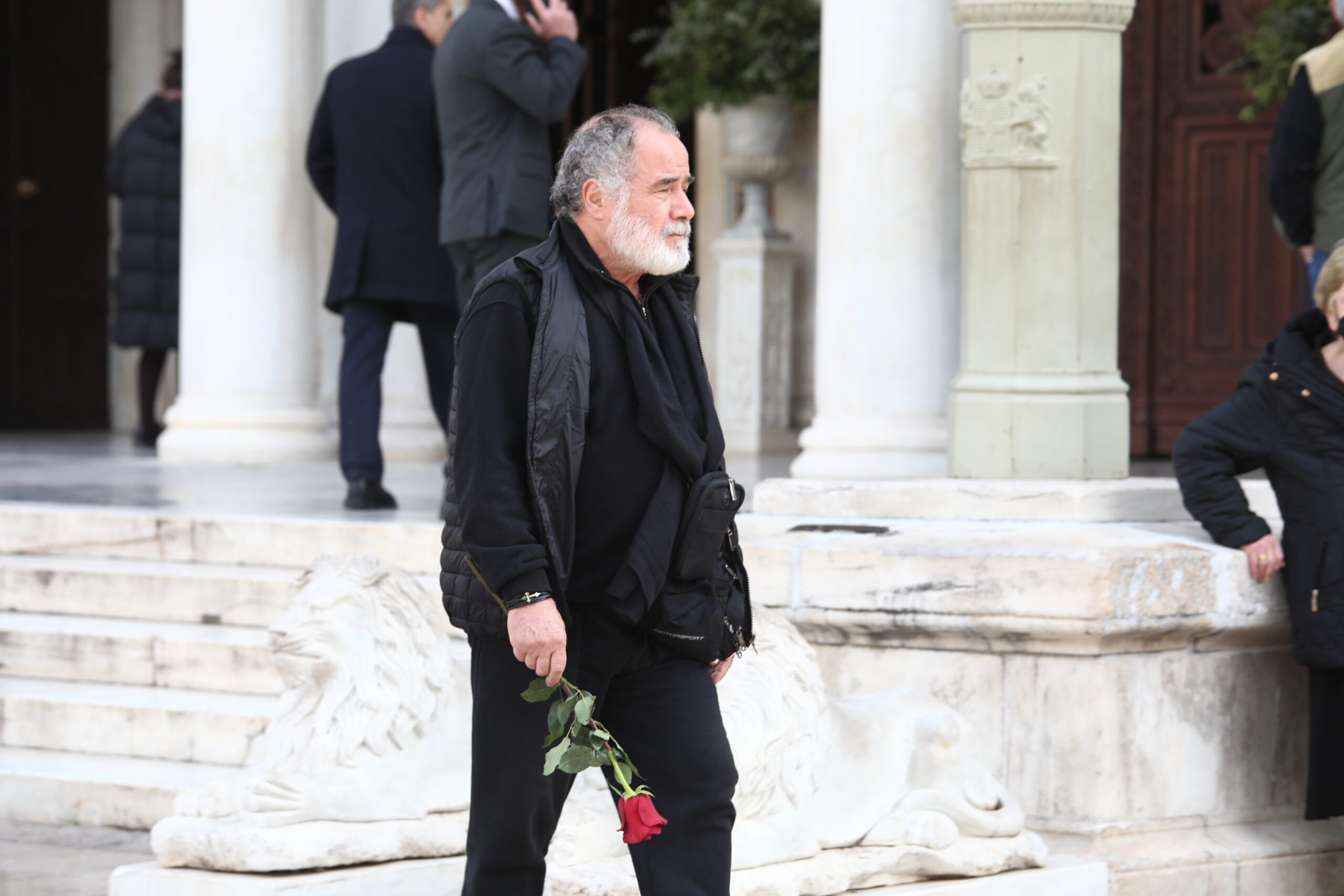 Σε λαϊκό προσκύνημα η σορός της Μαρινέλλας, στο παρεκκλήσι του Ιερού Ναού Αγίου Ελευθερίου στον Μητροπολιτικό Ιερό Ναό Αθηνών, Τρίτη 31 Μαρτίου 2026.  (ΔΑΝΑΗ ΔΑΥΛΟΠΟΥΛΟΥ/EUROKINISSI)