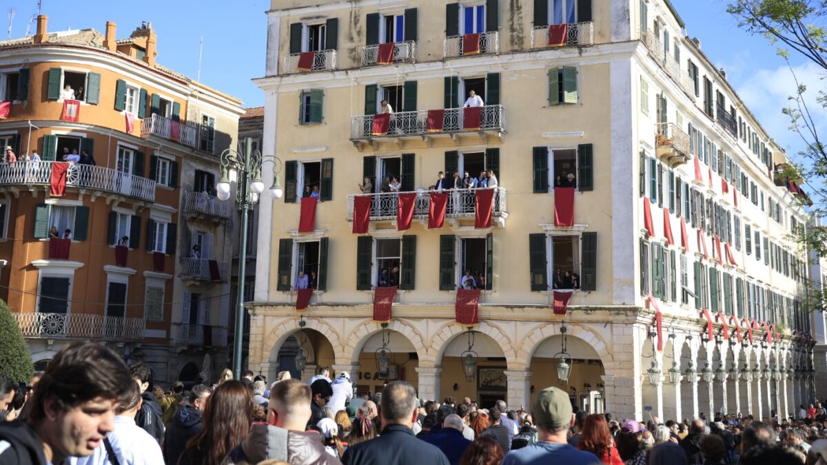 Πλατεία Λιστόν στην Κέρκυρα