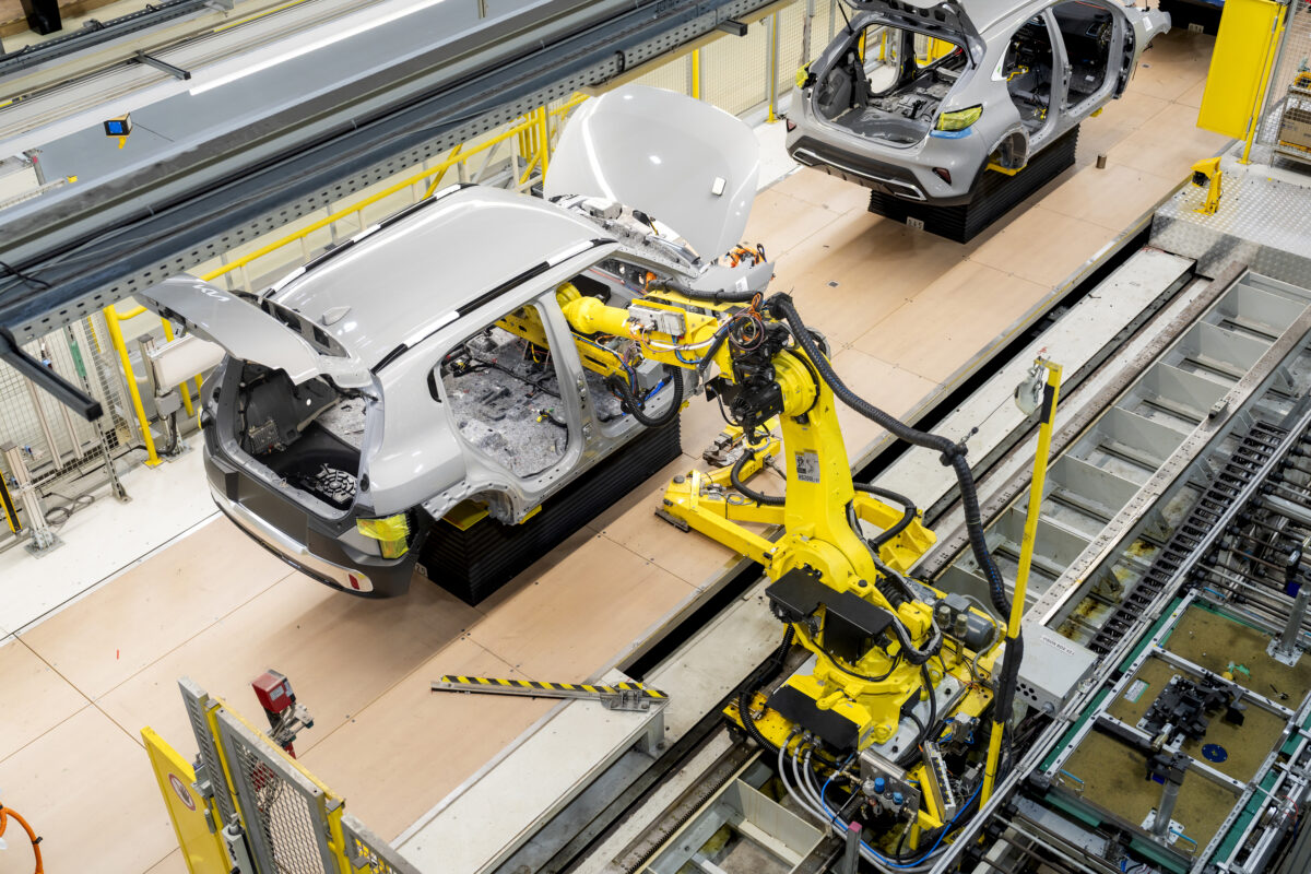 kia-ev2-zilina-start-of-production-assembly