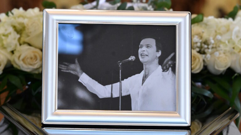 Γιώργος Μαρίνος