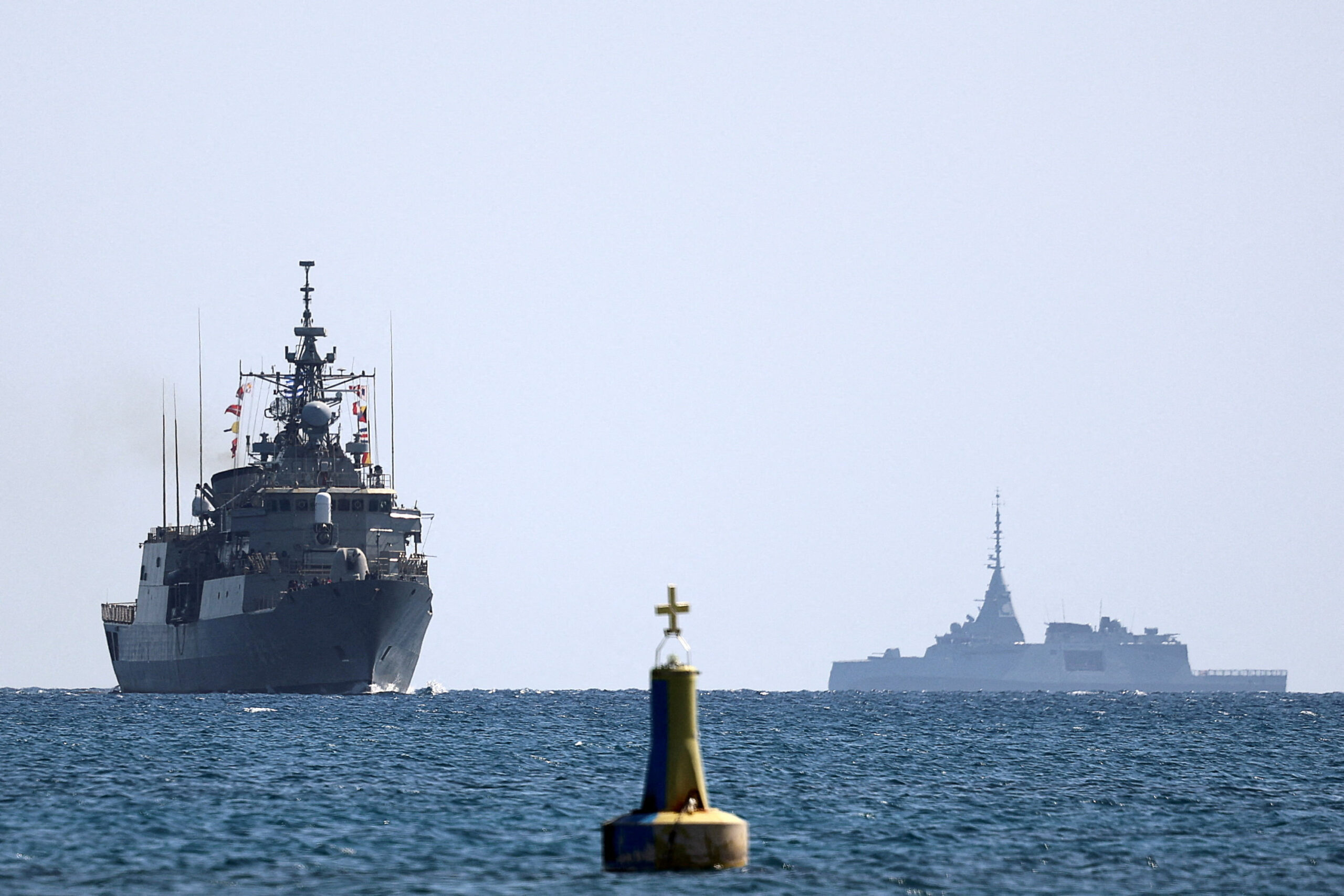 Greek frigates “Kimon” and “Psara” approach the port of Limassol Greek frigates