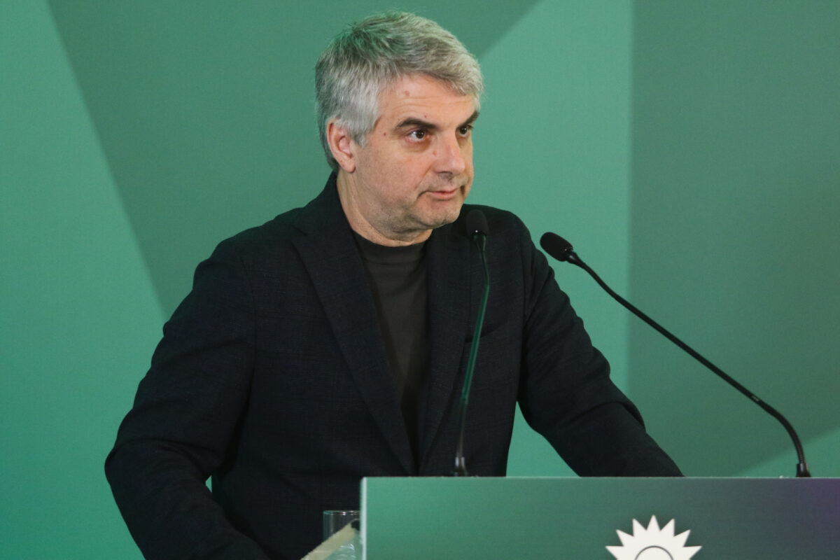 Οδυσσέας Κωνσταντινόπουλος: Νέα «τρικυμία» στο ΠΑΣΟΚ - Όλο το παρασκήνιο της διαγραφής του