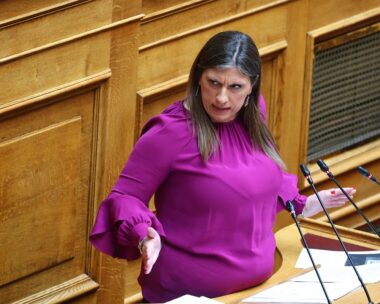 Ζωή Κωνσταντοπούλου