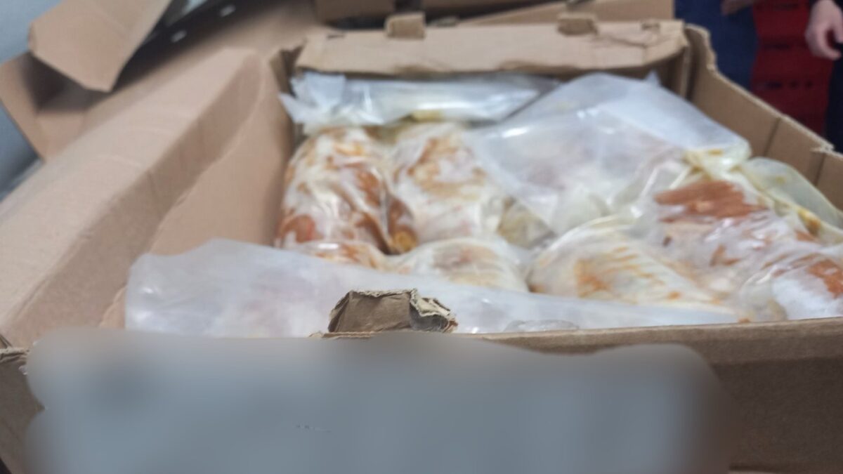 Σε ελέγχους βρέθηκαν μεγάλες ποσότητες από αλλοιωμένα κρέατα