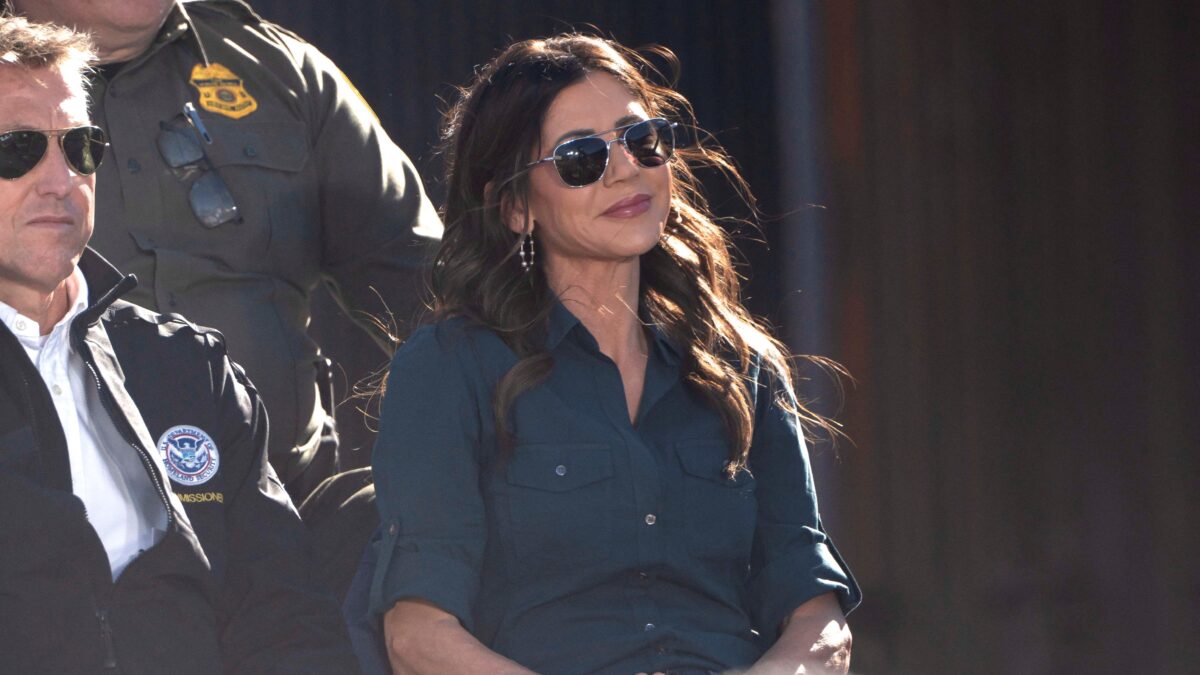 Η ισχυρή υπουργός Εσωτερικής Ασφάλειας των ΗΠΑ Κρίστι Νόεμ