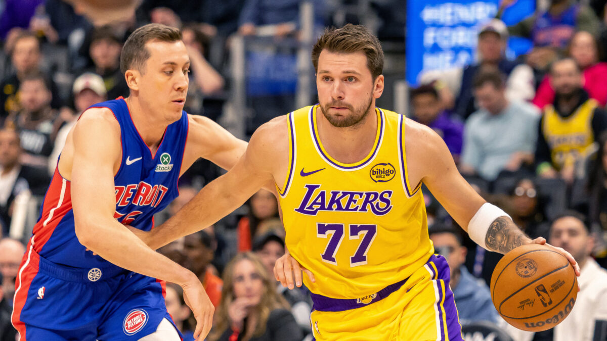 Ο Λούκα Ντόντσιτς στο Πίστονς - Λέικερς