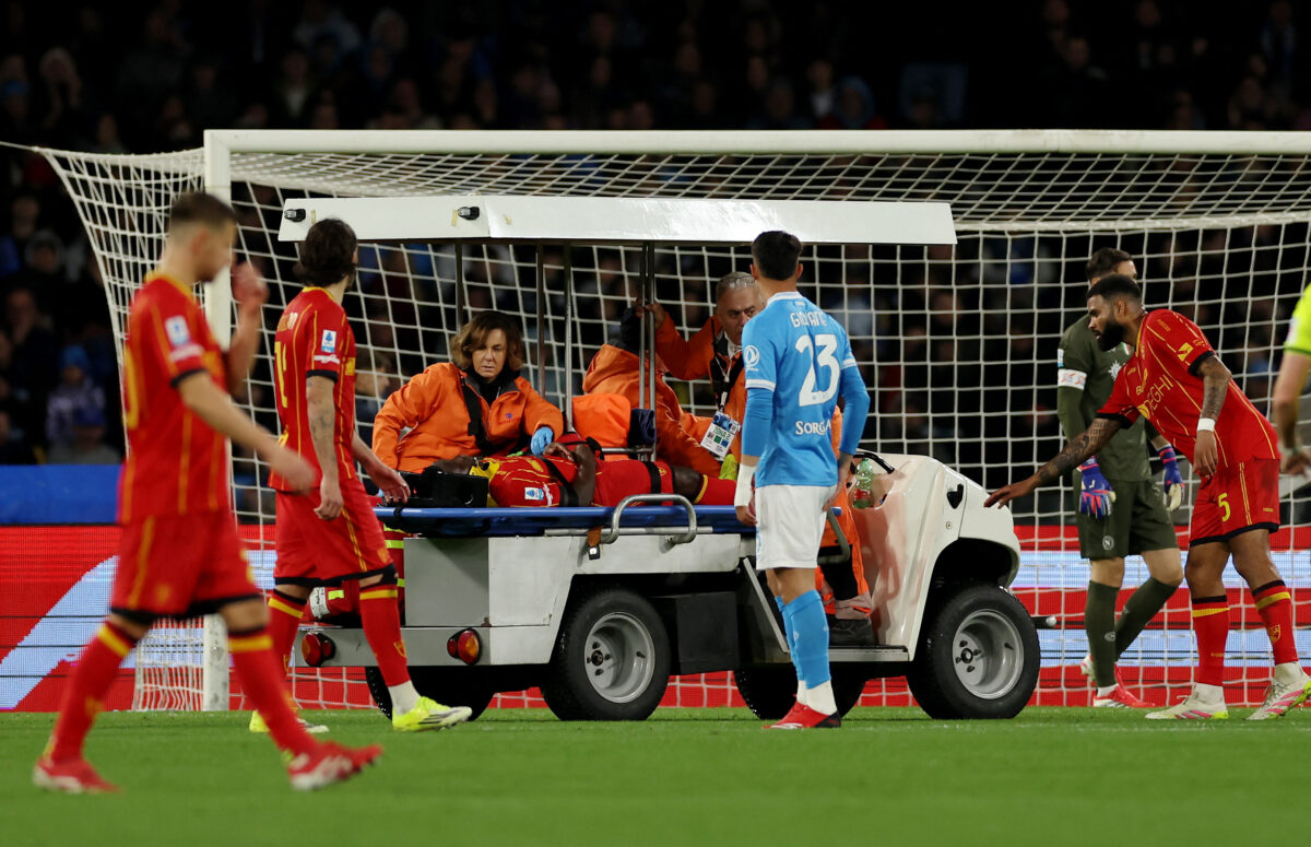 Soccer Football - Serie A - Napoli v Lecce - Stadio Diego Armando Maradona, Naples, Italy - March 14, 2026 Lecce's Lameck Banda is taken off on a stretcher after sustaining an injury REUTERS