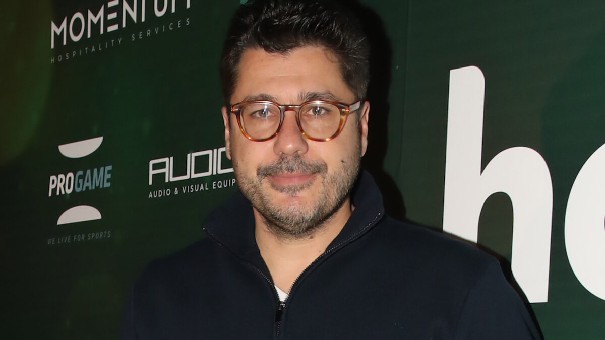 Λάμπρος Κωνσταντάρας