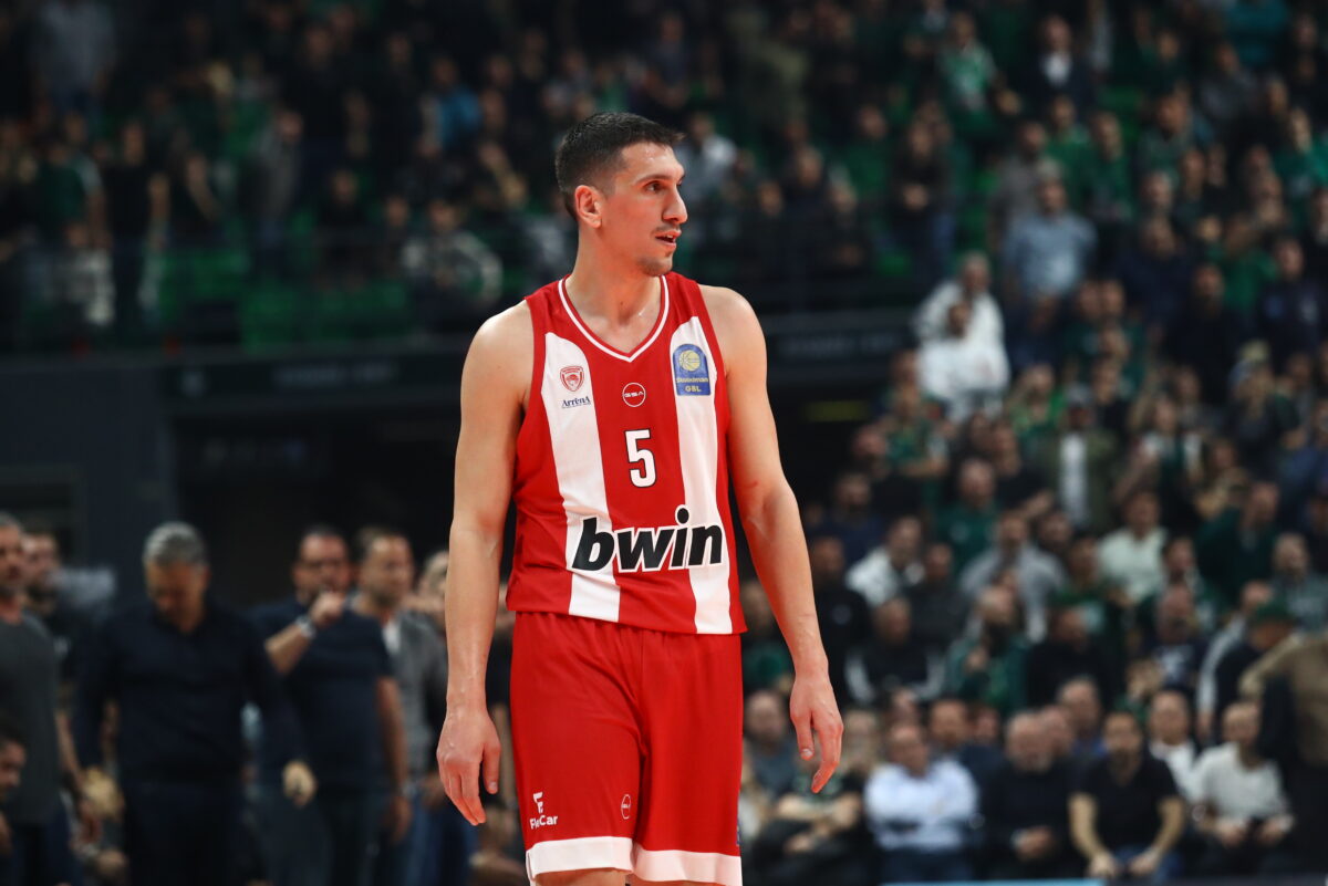 Ο Λαρεντζάκης