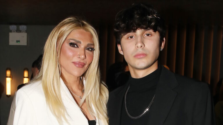 Αγγελική Ηλιάδη και Μπάμπης Λαζαρίδης