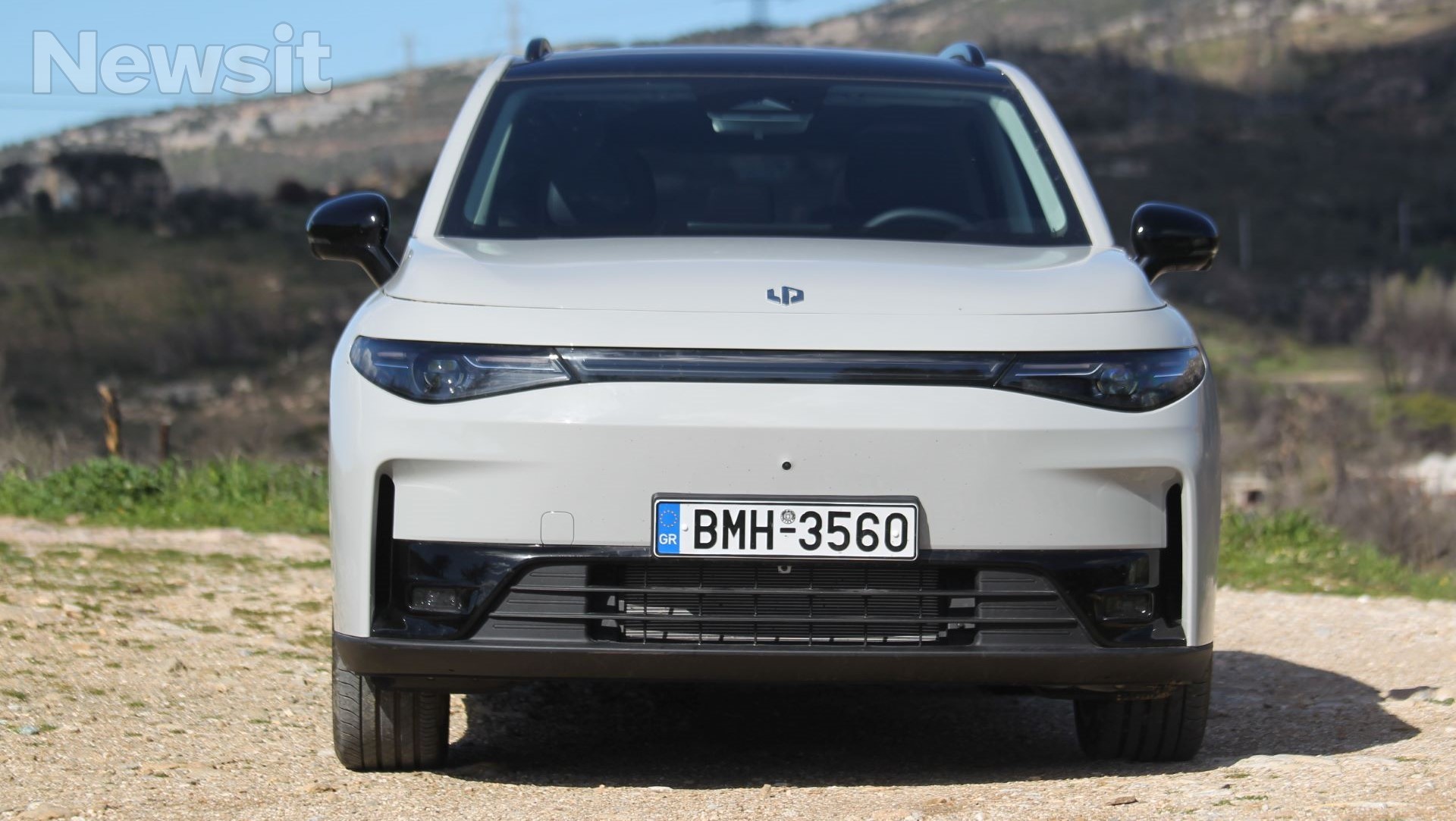 leapmotor c hybrid ev