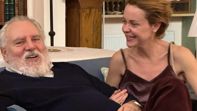 Λένα Παπαληγούρα