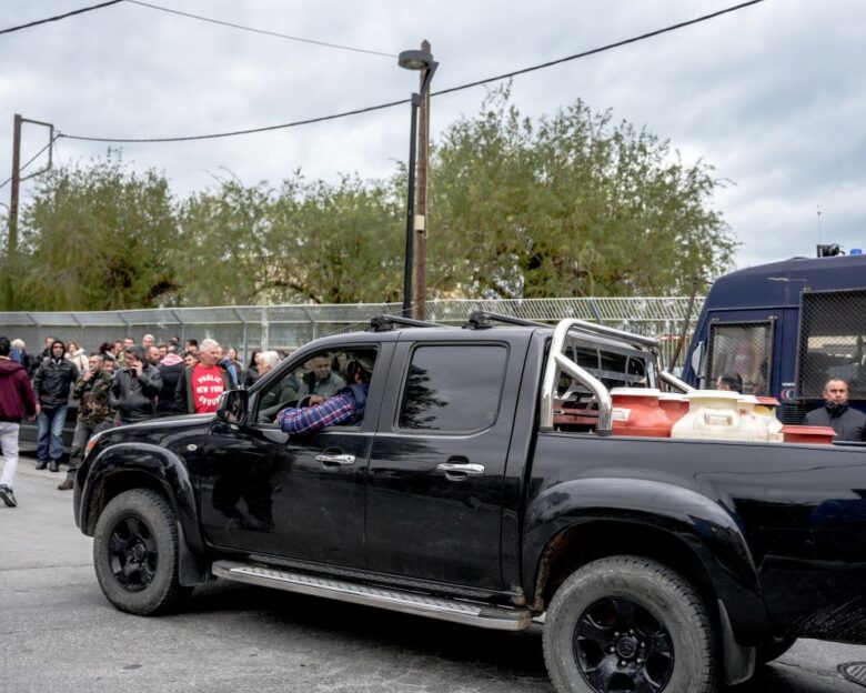 Διαμαρτυρία κτηνοτρόφων στη Λέσβο για τα κρούσματα αφθώδους πυρετού