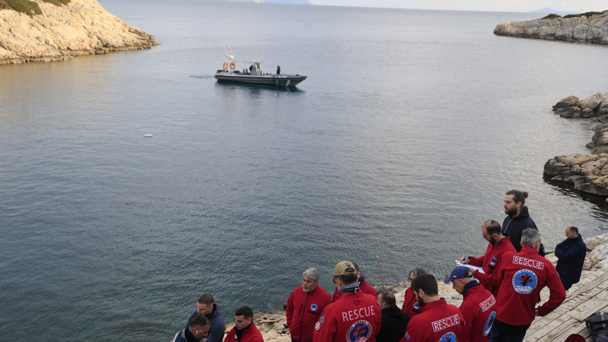 Επιχείρηση απεγκλωβισμού δύτη στη θαλάσσια περιοχή στα Λιμανάκια