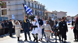 Παρέλαση για την 25η Μαρτίου στη Λήμνο