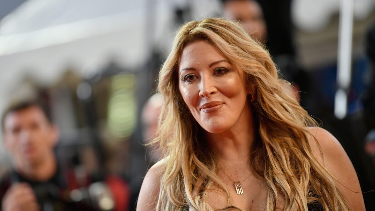 Η Γαλλίδα τηλεπερσόνα, Loana Petrucciani