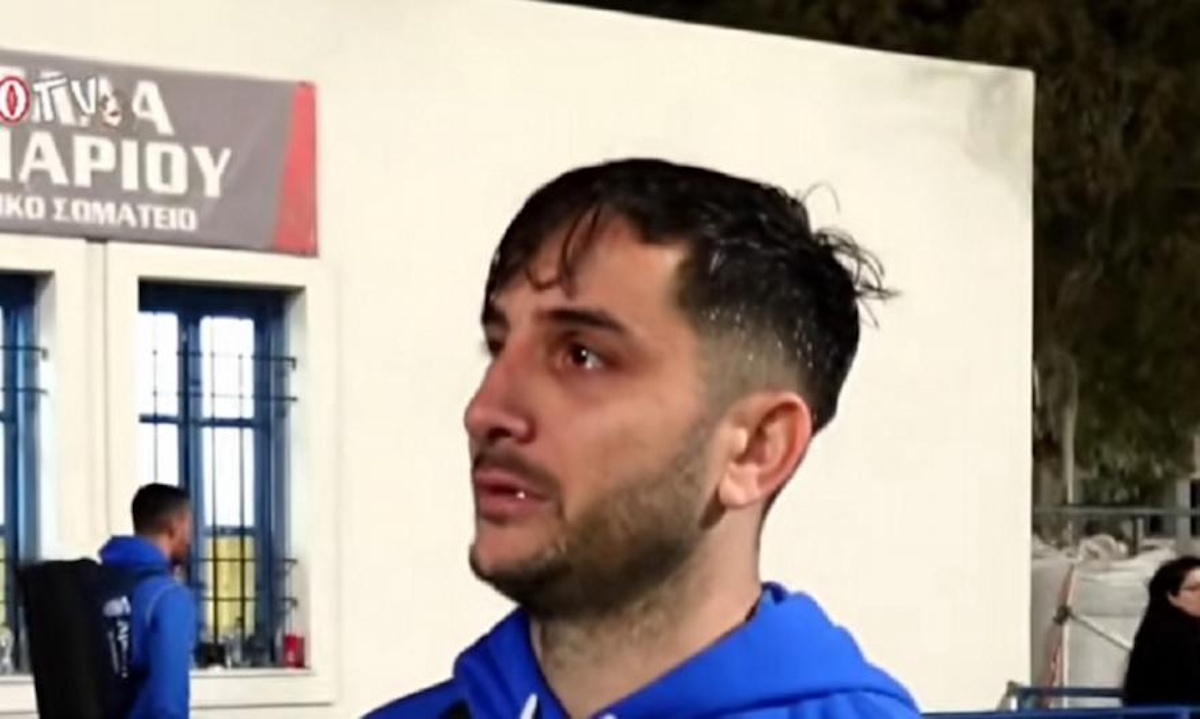 Ο Κώστας Μανωλάς