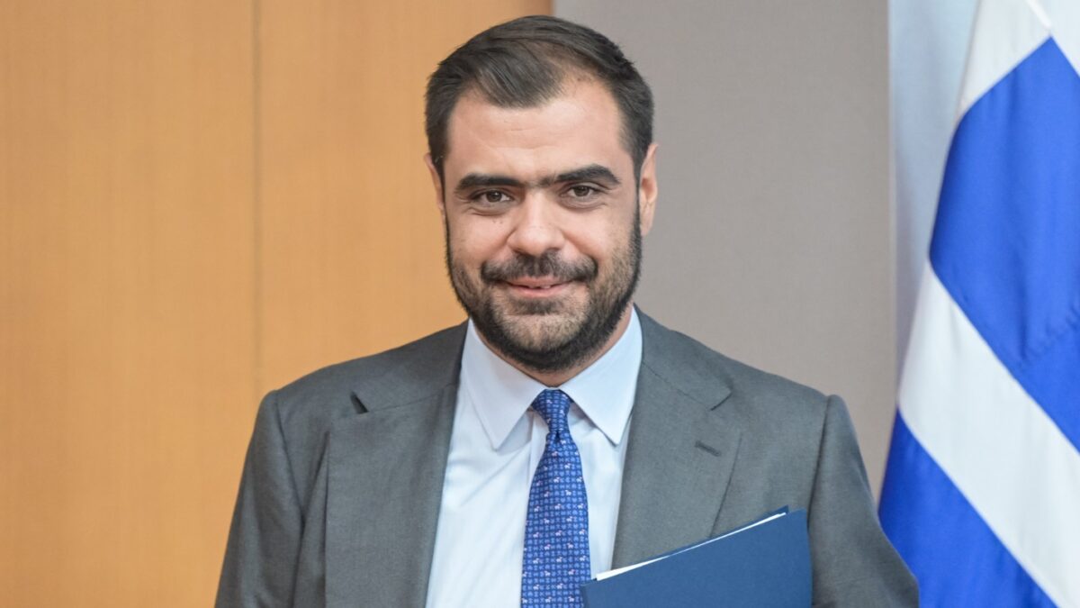 Παύλος Μαρινάκης κατά Ράδιο Αρβύλα: «Η αλήθεια αυτών των ανθρώπων είναι αυτός που καθόταν στην τέταρτη καρέκλα»