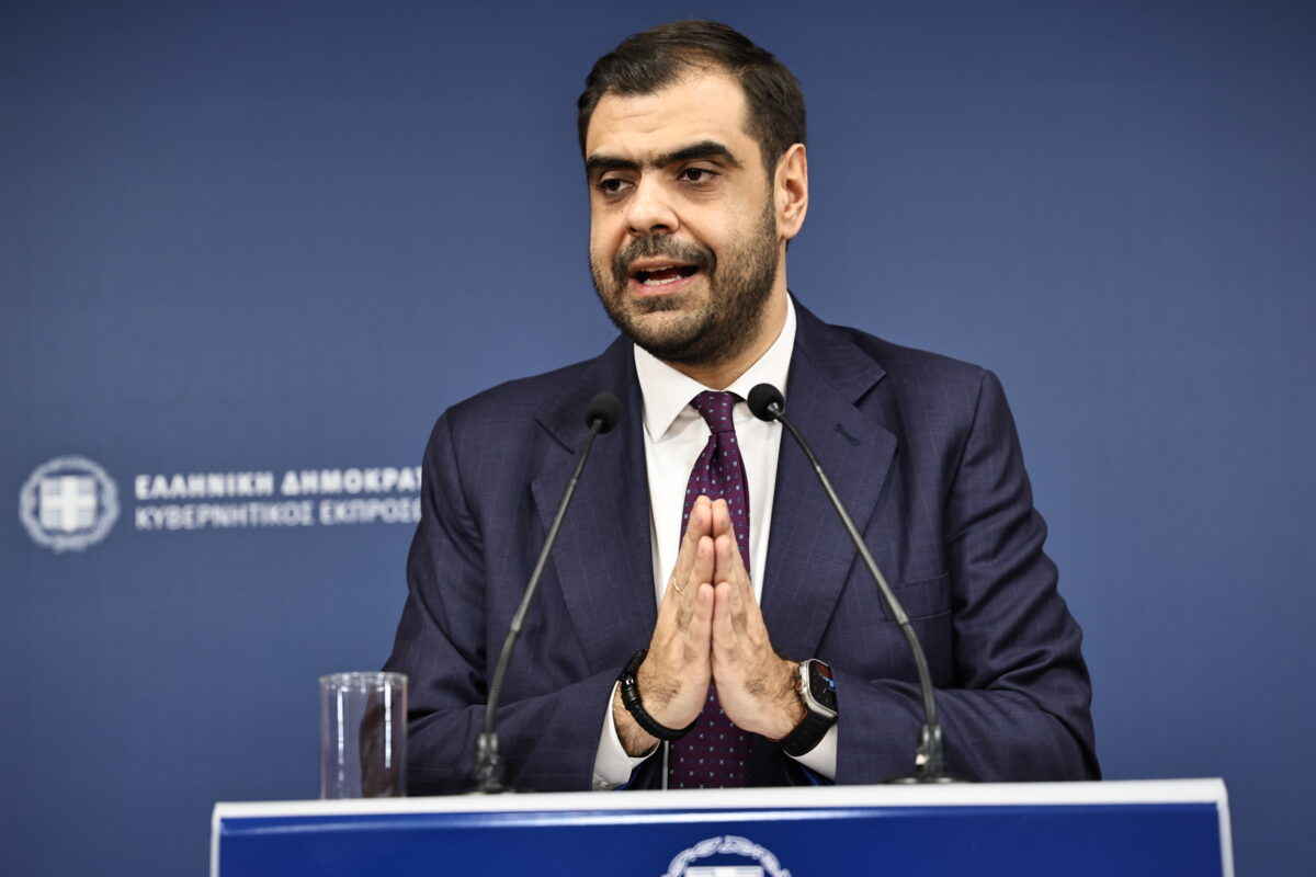 Παύλος Μαρινάκης για κατώτατο μισθό: «Ο κόσμος θα δει σημαντική βελτίωση»