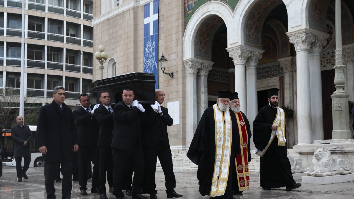 ΔΑΝΑΗ ΔΑΥΛΟΠΟΥΛΟΥ