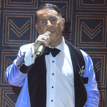 Γιώργος Μαζωνάκης