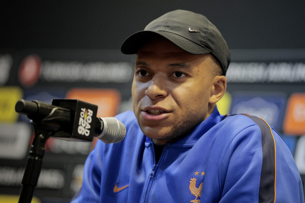 Εμπαπέ: «Δεν ισχύει ότι οι γιατροί της Ρεάλ Μαδρίτης εξέτασαν το λάθος γόνατο»