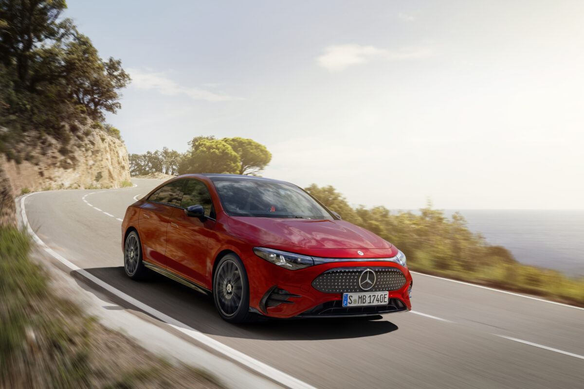 Mercedes-Benz: Από 49.950 η υβριδική CLA