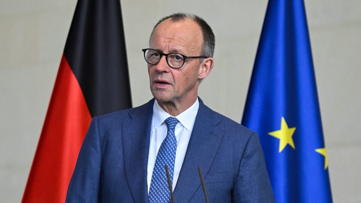 O Φρίντριχ Μερτς