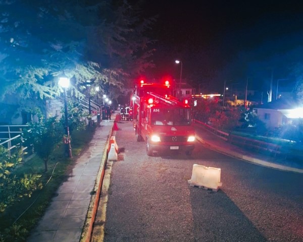 Η πυροσβεστική στο νοσοκομείο στο Μεσολόγγι