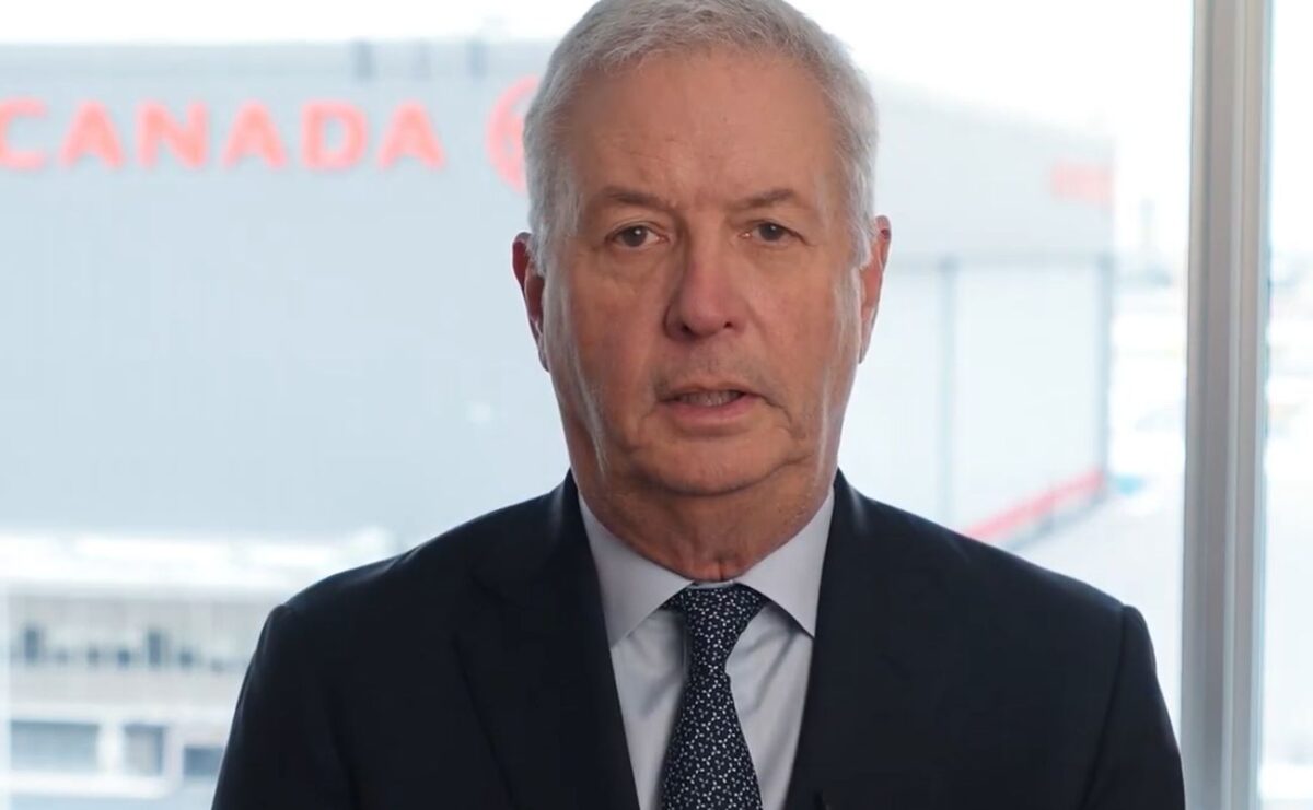 Ο CEO της Air Canada Michael Rousseau