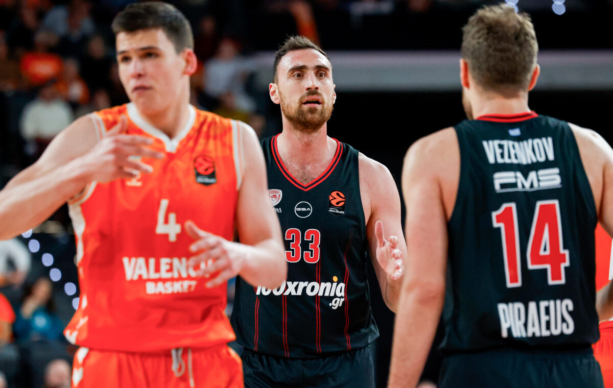 Ο Μιλουτίνοφ και ο Βεζένκοφ