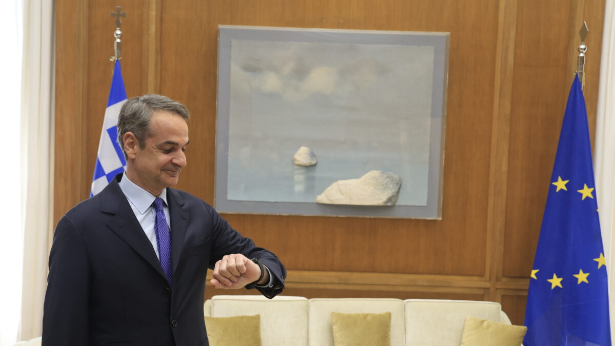 Συνάντηση του Προέδρου του ΠΑΣΟΚ-Κινήματος Αλλαγής Νίκου Ανδρουλάκη με τον Πρωθυπουργό Κυριάκο Μητσοτάκη, κατόπιν αιτήματος ενημέρωσης για τις προτεραιότητες και τη θέση της χώρας μας στα τεκταινόμενα στην ευρύτερη περιοχή της Μέσης Ανατολής, Τρίτη 3 Μαρτίου 2026. (ΓΙΩΡΓΟΣ ΚΟΝΤΑΡΙΝΗΣ/EUROKINISSI)