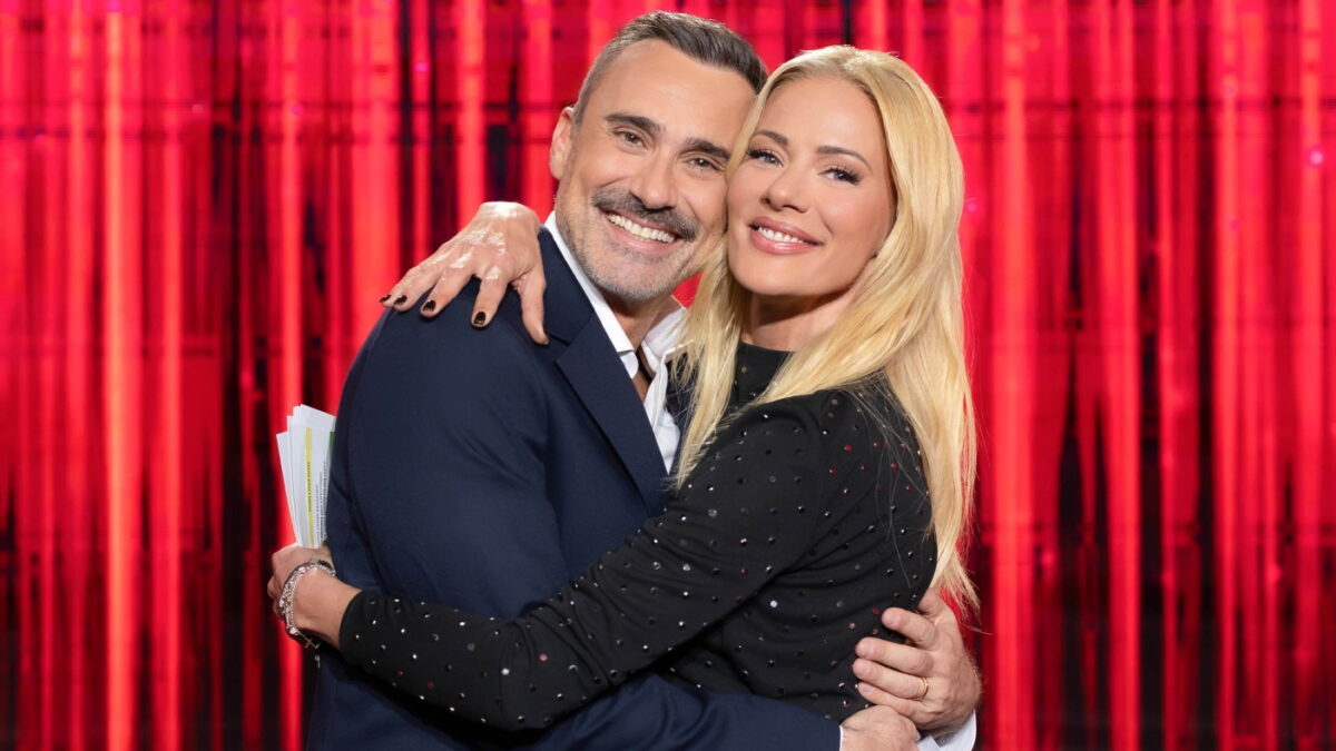 Γιώργος Καπουτζίδης και Ζέτα Μακρυπούλια