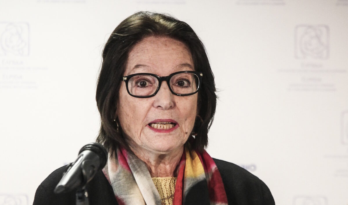 Νάνα Μούσχουρη