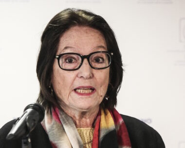 Νάνα Μούσχουρη