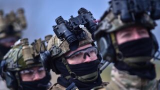 Έλληνες στρατιώτες σε άσκηση του ΝΑΤΟ