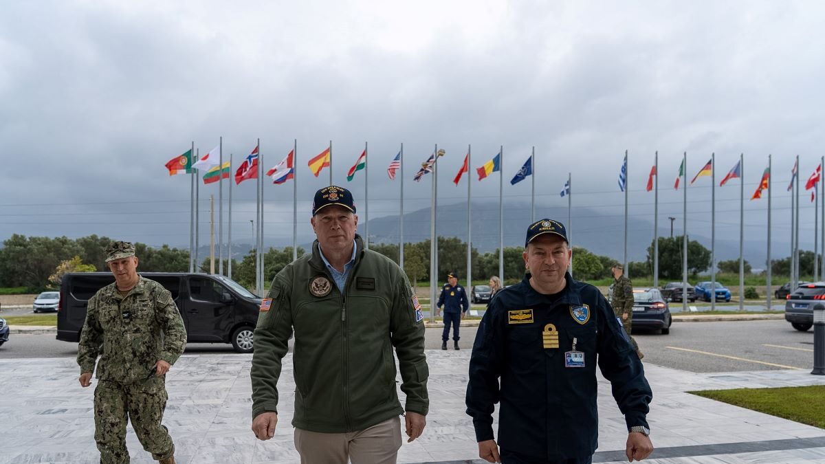 Ο μόνιμος αντιπρόσωπος των ΗΠΑ στο ΝΑΤΟ, πρέσβη Μάθιου Γουίτακερ