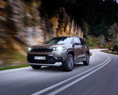 Τα πάντα για το ολοκαίνουριο Jeep Compass που ήρθε στην Ελλάδα με τιμή από 35.990