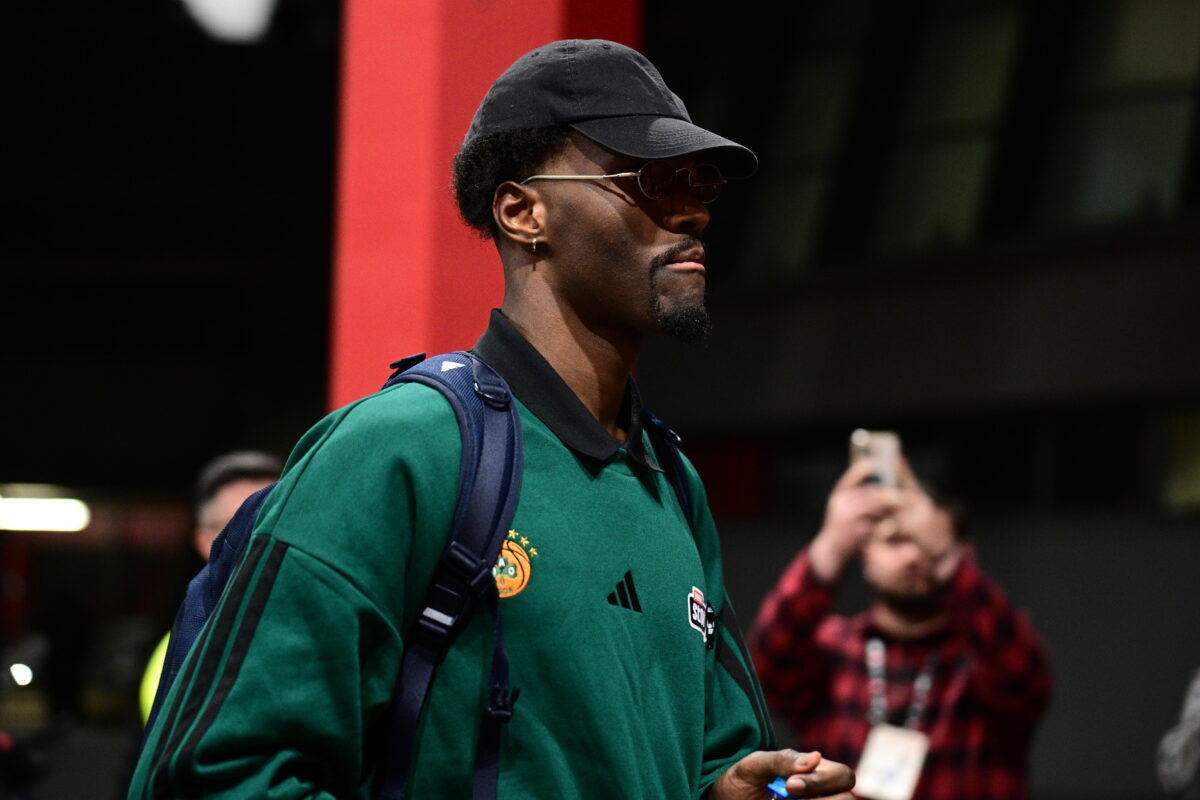 Ο Νάιτζελ Χέιζ Ντέιβις