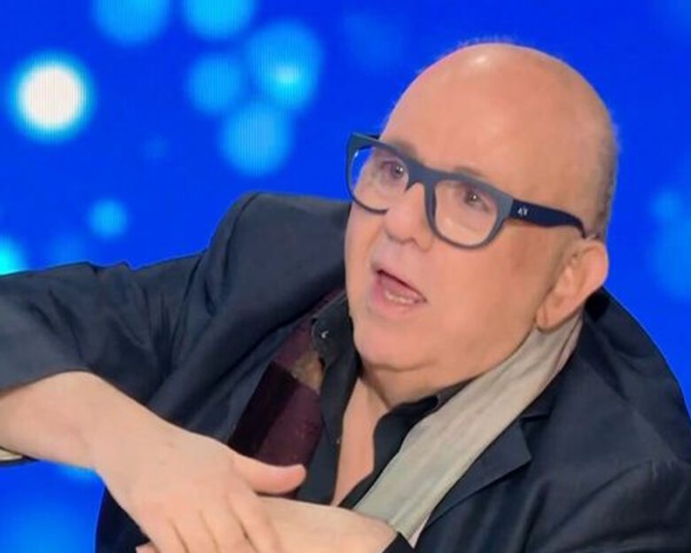 Επικό μπέρδεμα του Νίκου Μουρατίδη στο J2US με τον Steve Provis και τη Μαίρη Βυτινάρος