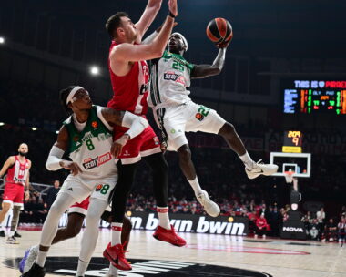 Ο Ναν και ο Μιλουτίνοφ