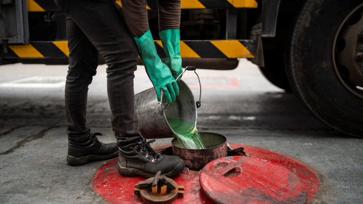 Δεξαμενή αποθήκευσης σε βενζινάδικο