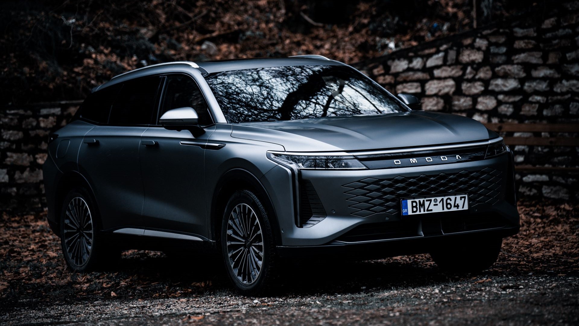 Οδηγούμε τα Omoda 5 SHS-H και Omoda 9 SHS-P AWD