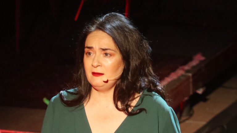 Ελένη Ουζουνίδου