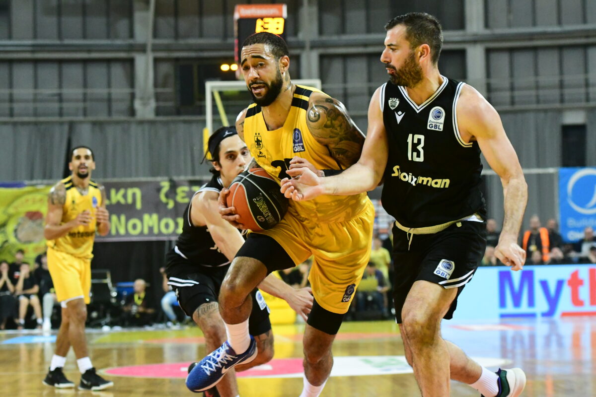 Μονομαχία στο παιχνίδι της GBL